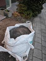 Zand/grind in kuubzak x 3, zakken halfvol GRATIS, Ophalen, Overige materialen, Gebruikt, Antraciet