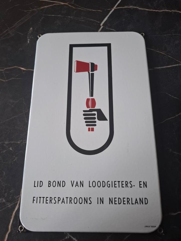 Emaille bord Loodgieters Bond Nederland, Antiek en Kunst, Antiek | Emaille, Ophalen
