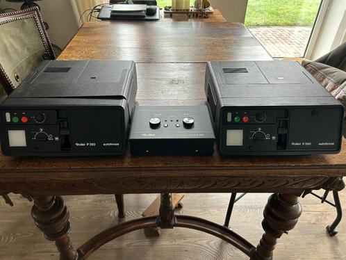 Diaprojector ( 2 stuks) met tafel, scherm, fader, etc, Audio, Tv en Foto, Diaprojectors, Zo goed als nieuw, Met scherm, Ophalen