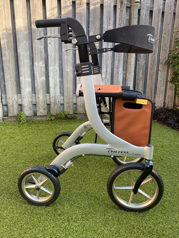 Travixx Traveller Medipoint rollator - Nieuw!, Diversen, Rollators, Nieuw, Lichtgewicht, Opvouwbaar, Ophalen