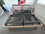 Auping Auronde 1.80m x 2.00m deelbaar en geheel electrisch, Huis en Inrichting, Slaapkamer | Bedden, Ophalen, Verstelbaar, Beige