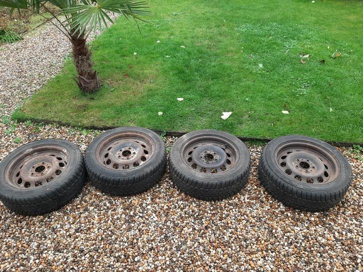 Minerva Eco Winterbanden 205/55 R16, Auto diversen, Auto-accessoires, Ophalen of Verzenden