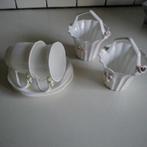 2 marui kop en schotels  en 2 bonbonmandjes, Ophalen of Verzenden, Overige stijlen, Kop(pen) en/of Schotel(s)