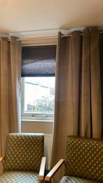 2x velours gordijn taupe, Huis en Inrichting, Stoffering | Gordijnen en Lamellen, Ophalen of Verzenden, Zo goed als nieuw, 200 cm of meer