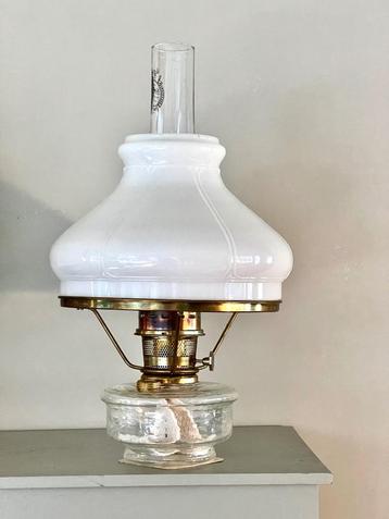 Olielamp Aladdin beschikbaar voor biedingen