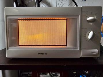 Samsung magnetron beschikbaar voor biedingen