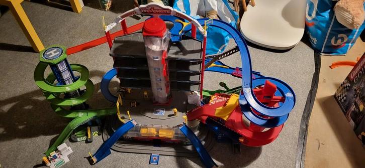 Majorette Super City Garage - Speelgoed Garage, Kinderen en Baby's, Speelgoed | Racebanen, Gebruikt, Handmatig, Overige merken