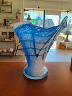 Geblazen zakdoek vaas glas blauw/roze/wit, Antiek en Kunst, Ophalen of Verzenden
