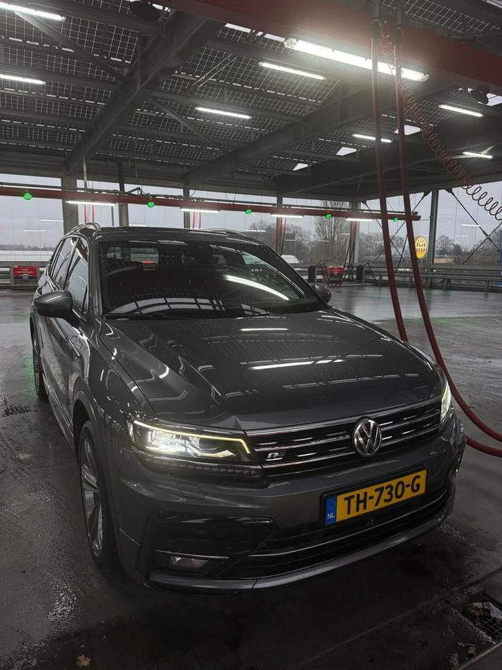 Volkswagen Tiguan 2.0 TSI 220pk 4M|360|HUD|2018|5 Pers|Pano, Auto's, Volkswagen, Particulier, Tiguan, 360° camera, Adaptieve lichten