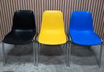 4 x kunststof kuipstoelen kantine stoelen geel blauw horeca, Kunststof, Blauw, Ophalen of Verzenden, Zo goed als nieuw