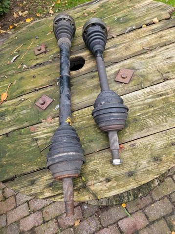 Aandrijfassen golf1 golf mk1 100mm  beschikbaar voor biedingen