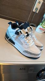 Jordans maat 38, Ophalen of Verzenden, Zo goed als nieuw, Sneakers of Gympen