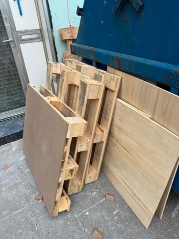 Gebruikte Pallets - 76x76cm beschikbaar voor biedingen