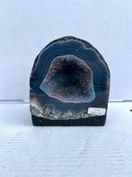 Amethist geode - 2.80kg, Verzamelen, Mineralen en Fossielen, Ophalen of Verzenden, Mineraal
