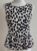 H & M beige bloesje met zwarte dieren print. 36, H&M, Beige, Ophalen of Verzenden, Zo goed als nieuw