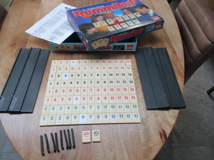 Rummikub The Original grote stenen blauwe doos Goliath 400#, Hobby en Vrije tijd, Gezelschapsspellen | Bordspellen, Zo goed als nieuw