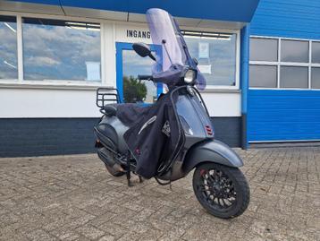 HANDEL / EXPORT : 100 X SCOOTER / MOTORSCOOTER in stock beschikbaar voor biedingen