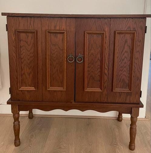 Houten vintage kastje, Huis en Inrichting, Kasten | Dressoirs, Zo goed als nieuw, 50 tot 100 cm, 25 tot 50 cm, Met deur(en), Overige houtsoorten