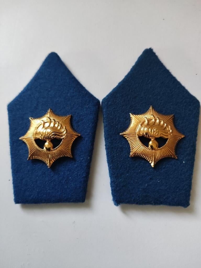 Setje kraagspiegels Rijkspolitie te water, Verzamelen, Ophalen of Verzenden, Landmacht, Nederland, Embleem of Badge