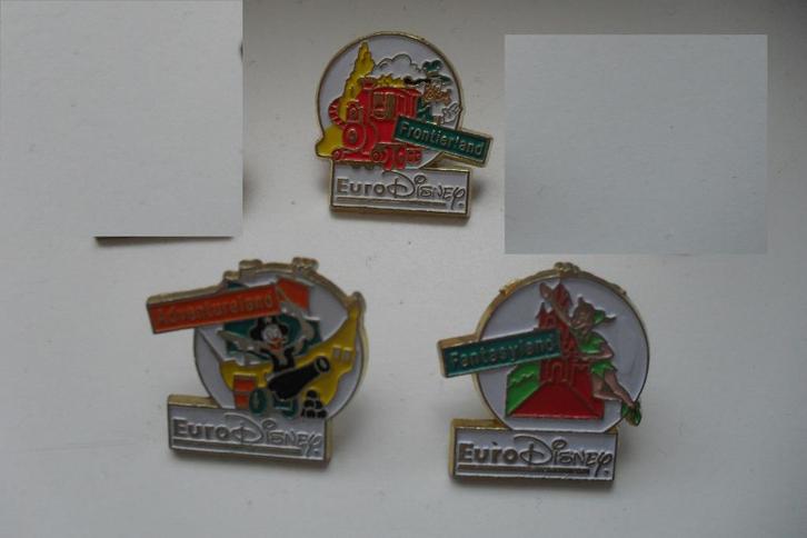 Euro Disney Esso pins set Goofy Peter Pan Donald Duck, Verzamelen, Speldjes, Pins en Buttons, Zo goed als nieuw, Ophalen of Verzenden