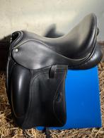 Custom icon coda 17,5inch met swarovski details, Dieren en Toebehoren, Paarden en Pony's | Zadels, Ophalen, Zo goed als nieuw