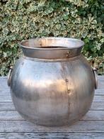 Vintage metalen vaas / pot / kruik  doorsnede 34cm, Ophalen, Overige materialen, Overige kleuren, Zo goed als nieuw
