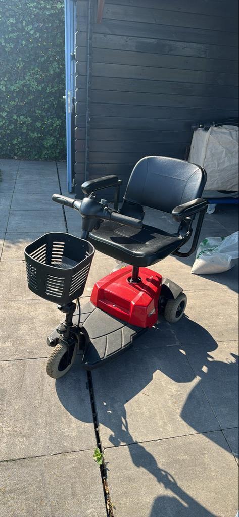 Zeer compacte Pride scootmobiel, Diversen, Brommobielen en Scootmobielen, Zo goed als nieuw, Pride, 16 t/m 25 km, 10 km/u of minder