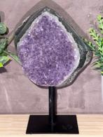Amethist op standaard - 731 gram, Ophalen of Verzenden, Mineraal