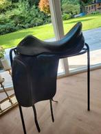 Prestige Hippos zadel 17 inch 31, Dieren en Toebehoren, Ophalen of Verzenden, Gebruikt, Dressuur