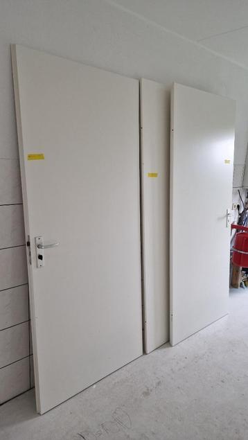 4x opdekdeur 211 x 88 cm beschikbaar voor biedingen
