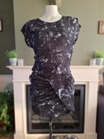 Iro schitterende mini jurk 40 M gratis verzenden in NL, Kleding | Dames, Jurken, Maat 38/40 (M), Verzenden, Zwart, Knielengte