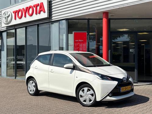 Toyota Aygo 1.0 VVT-i x-play | NAV by APP | A. CAMERA | AIRC, Auto's, Toyota, Bedrijf, Aygo, ABS, Achteruitrijcamera, Airbags
