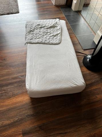 Kinder/baby matras (ikea) beschikbaar voor biedingen