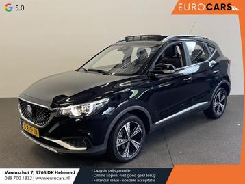 MG ZS EV Luxury 45 kWh Panoramadak Navigatie Apple Carplay/A beschikbaar voor biedingen