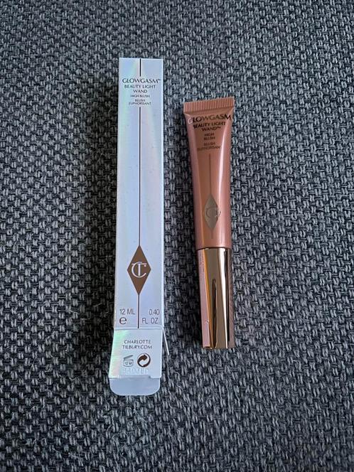 Charlotte Tilbury Beauty Light Wand- Peachgasm- Nieuw!, Sieraden, Tassen en Uiterlijk, Uiterlijk | Cosmetica en Make-up, Nieuw