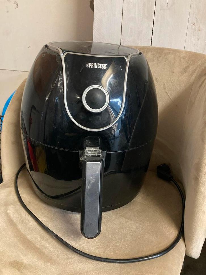 Princess Airfryer XL + Bakvorm, Witgoed en Apparatuur, Airfryers, Gebruikt, Airfryer XL, 1000 t/m 1499 gram, Ophalen