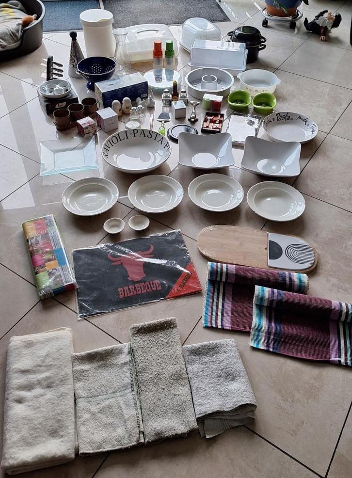 Te koop diverse (gebruikte en nieuwe) keukenbenodigdheden., Huis en Inrichting, Keuken | Keukenbenodigdheden, Zo goed als nieuw