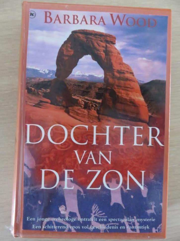 Dochter van de zon - Barbara Wood, Boeken, Romans, Zo goed als nieuw, Nederland, Ophalen of Verzenden
