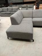 Grijze Hoekbank 270x200cm - Nette Staat, Huis en Inrichting, Banken | Bankstellen, 250 tot 300 cm, ., Hoekbank, Ophalen of Verzenden