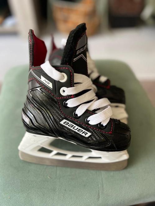 Bauer mini ijshockeyschaatsen - maat 25 (Y7) - ZGAN, Sport en Fitness, Schaatsen, Zo goed als nieuw, IJshockeyschaatsen, Bauer