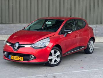Renault Clio 0.9 TCE 66KW 5-DRS 2013 Rood beschikbaar voor biedingen