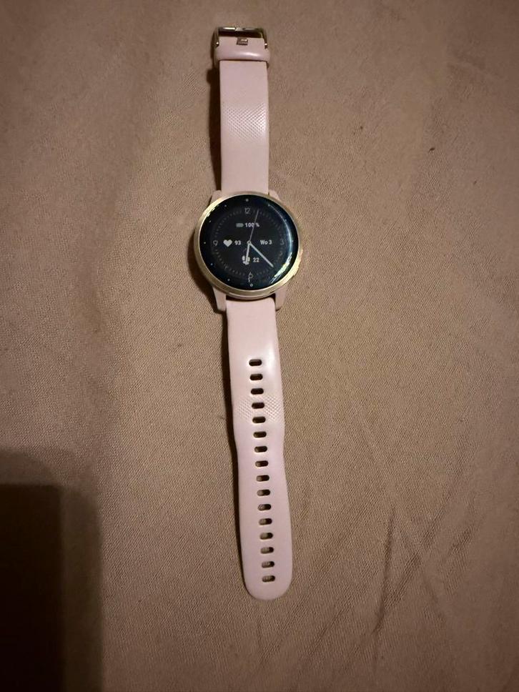 Garmin vívoactive 4s - Perfecte smartwatch!, Sieraden, Tassen en Uiterlijk, Smartwatches, Gebruikt, Roze, Afstand, Waterdicht