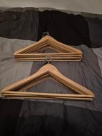 11 houten klerenhangers, Kleding | Dames, Kledinghangers, Ophalen of Verzenden, Zo goed als nieuw, Hout