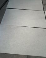 Tegels wit/greige 15x30, Ophalen, Zo goed als nieuw, Keramiek, Wandtegels