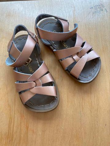 Salt Water sandalen maat 7 (23/24) kleur - rose gold beschikbaar voor biedingen