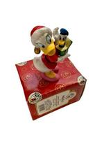 Walt Disney Daisy&Donald Duck 2 Christmas beeldjes porselein, Verzamelen, Disney, Ophalen, Donald Duck, Gebruikt, Beeldje of Figuurtje