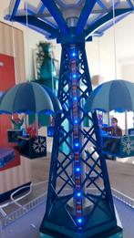 Lemax Snowflake Paradrop met licht en geluid voor 45,00 €, Diversen, Kerst, Ophalen