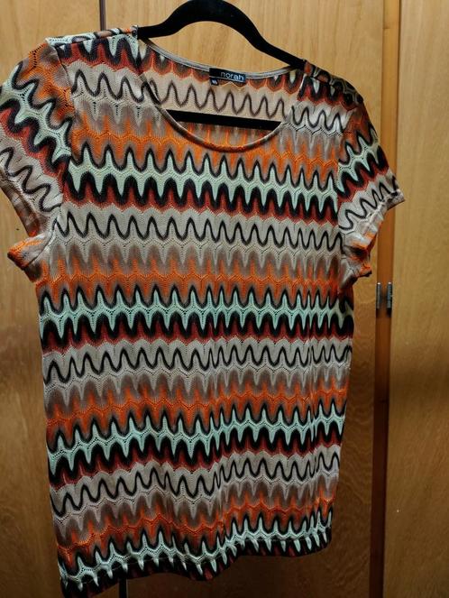 Dames TOP - 40 - als nieuw! Retro motief, Kleding | Dames, Tops, Zo goed als nieuw, Korte mouw, Ophalen of Verzenden