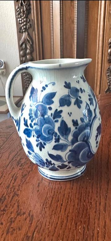 Antieke kleine schenkkan Delfts Blauw beschikbaar voor biedingen