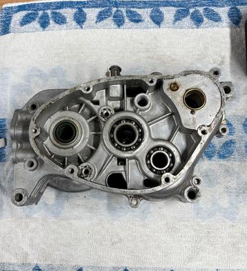 Kreidler 3 bak carters - gelijke nummers beschikbaar voor biedingen